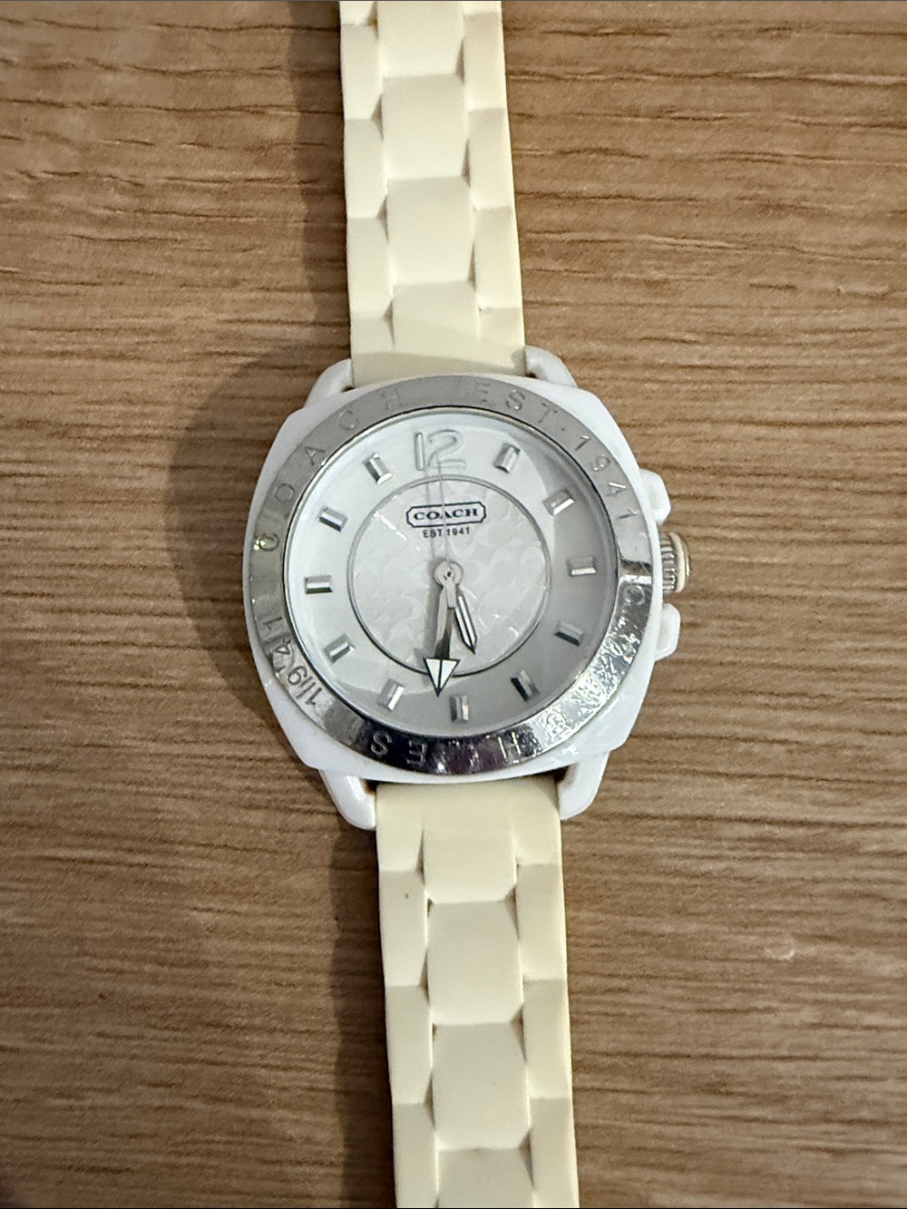 Coach Cream Silicone Strap Watch with Silver Dial - Picture 2 of 8